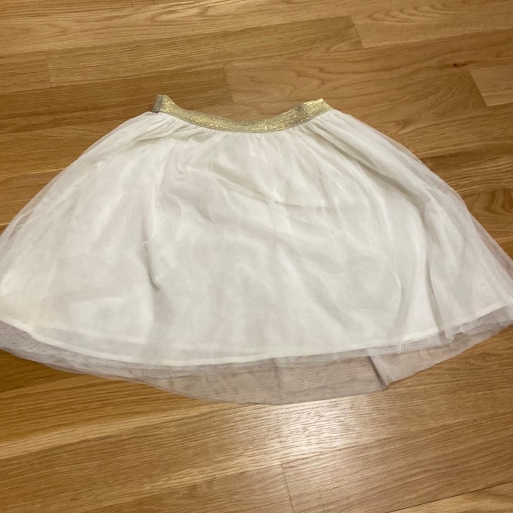Crown and ivy girls skirt. Size XL
